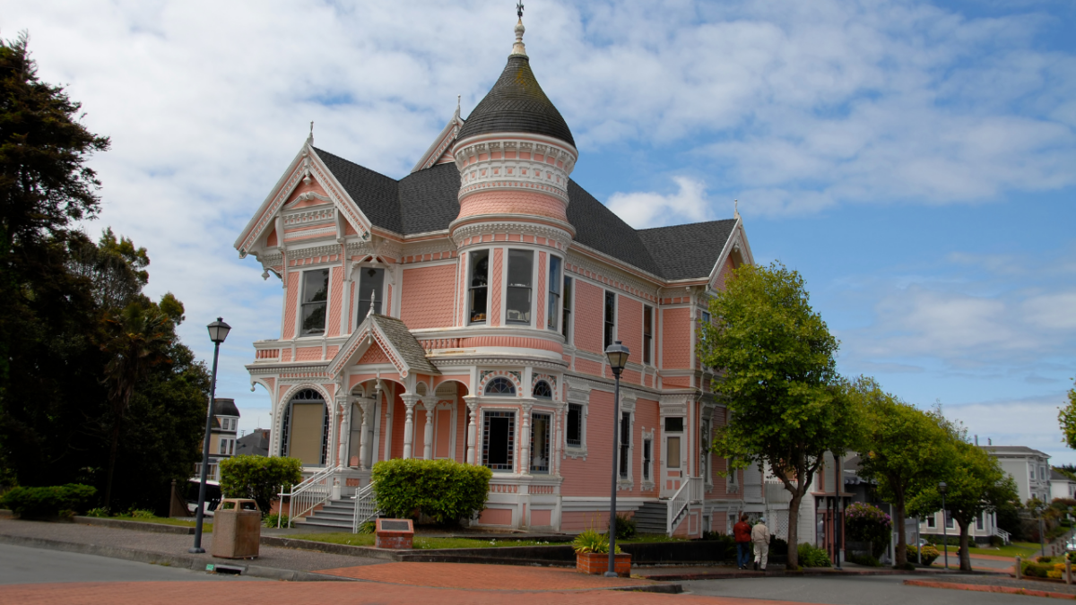 Exploring Victorian Home Characteristics