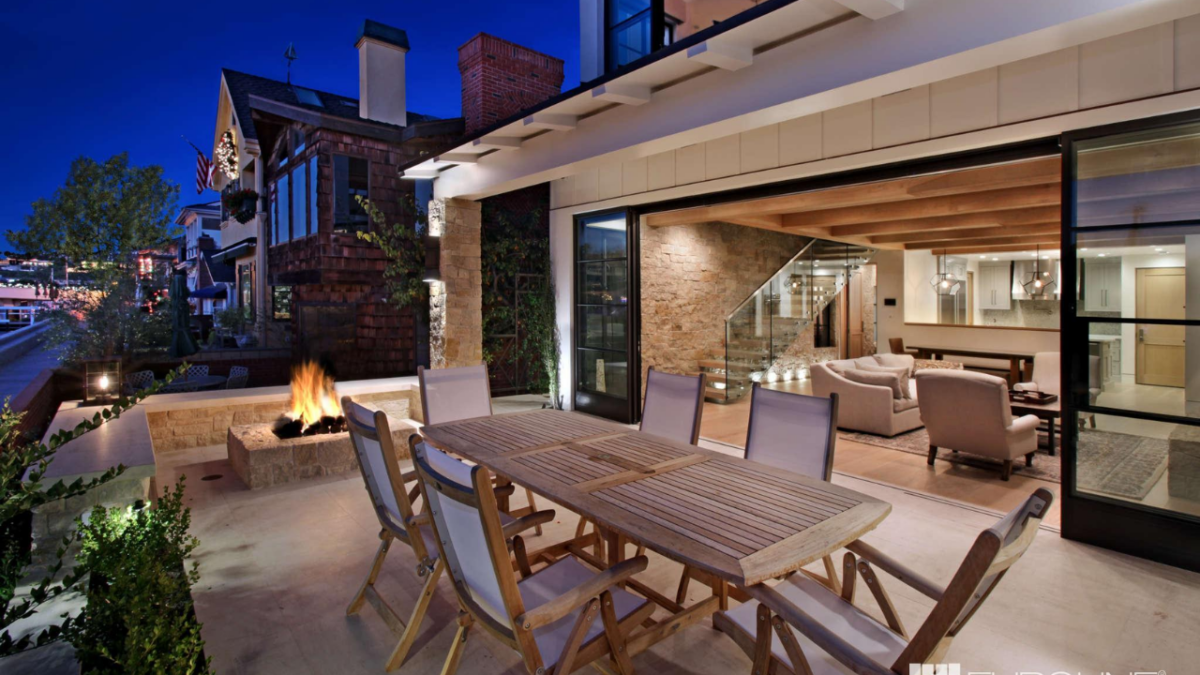 Top design trends for Steel Sliding Doors in 2025
