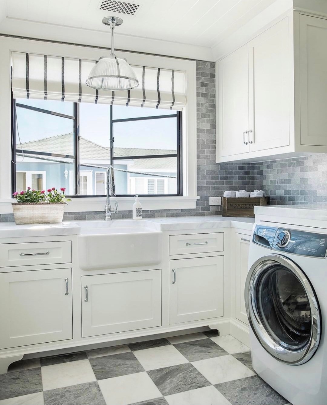 How Much Does Window Replacement Cost in 2025? A Complete Breakdown